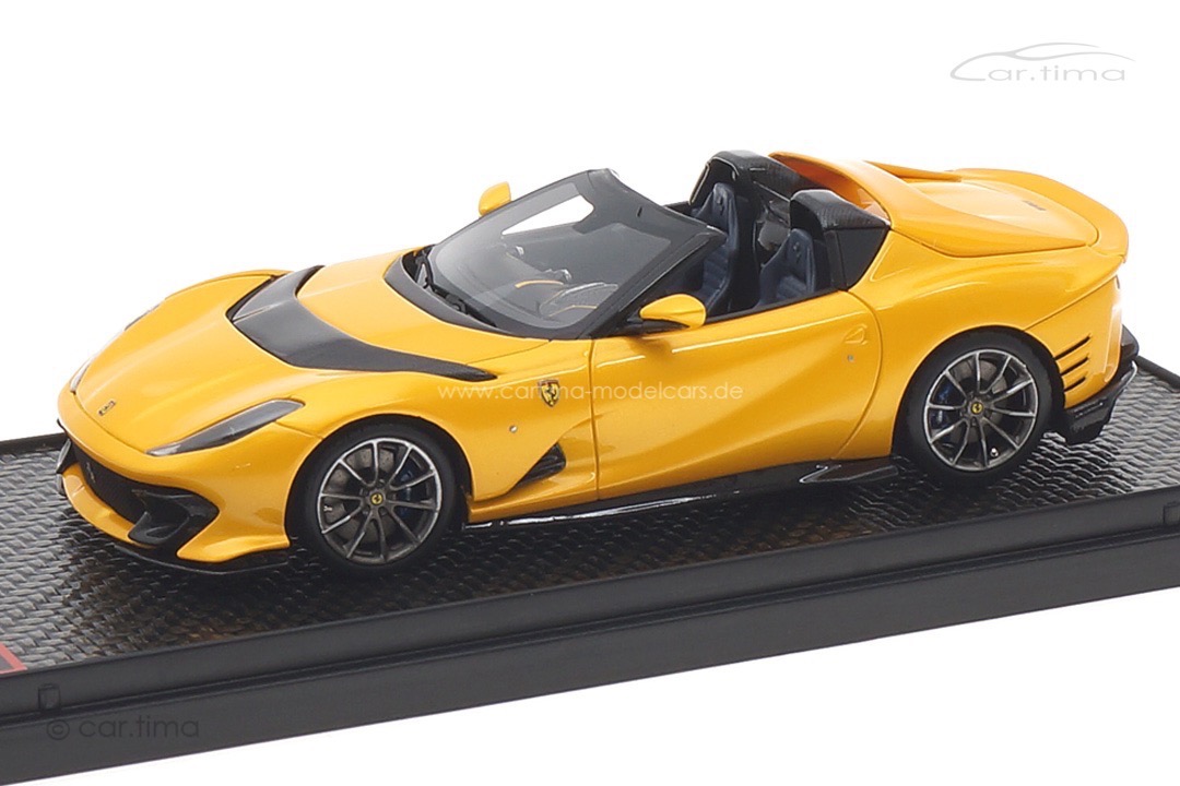 Ferrari 812 Competizione A Spider Giallo Tristrato BBR 1:43 BBRC263A